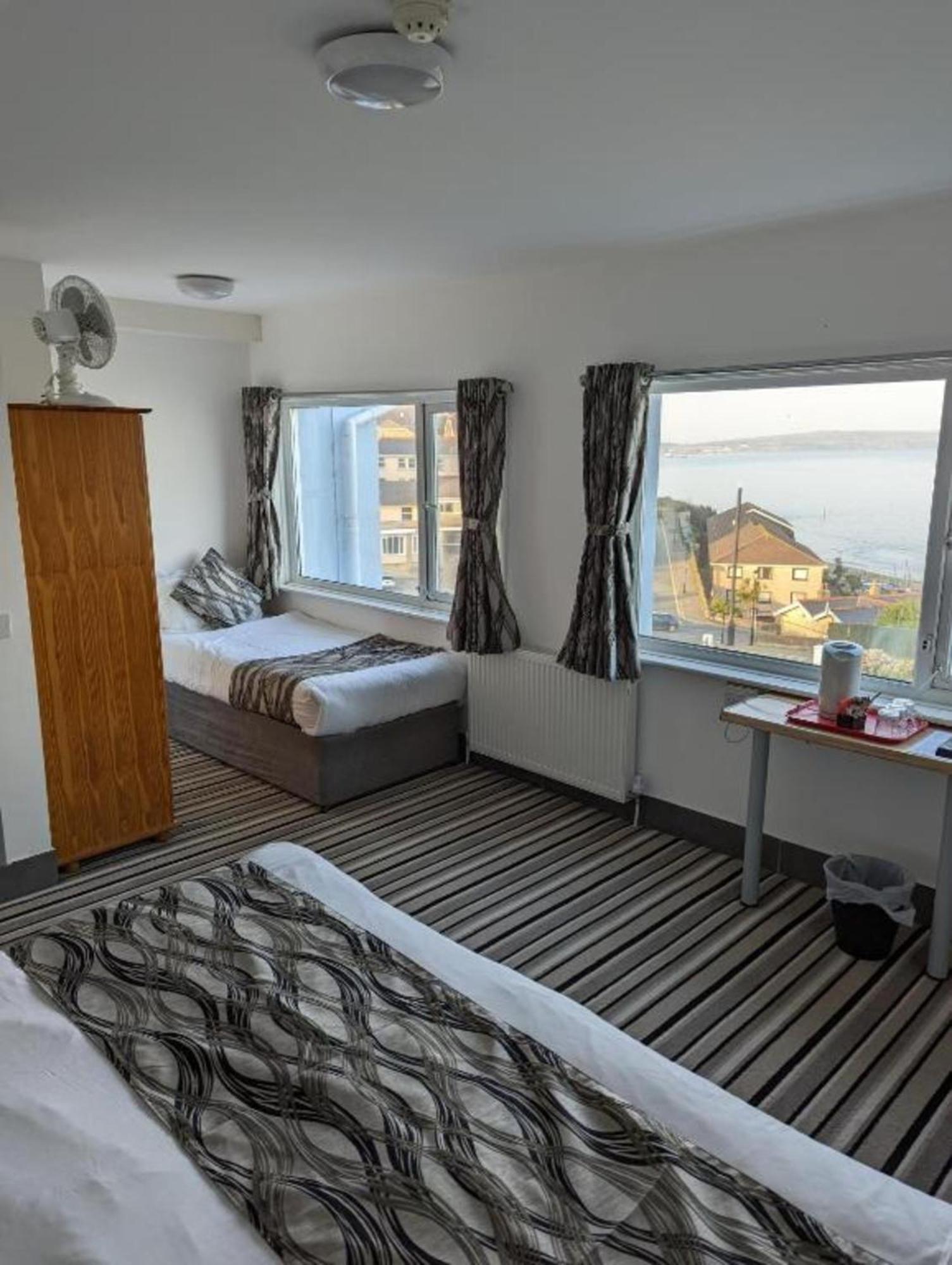 Mayfair Hotel - Isle Of Wight シャンクリン エクステリア 写真